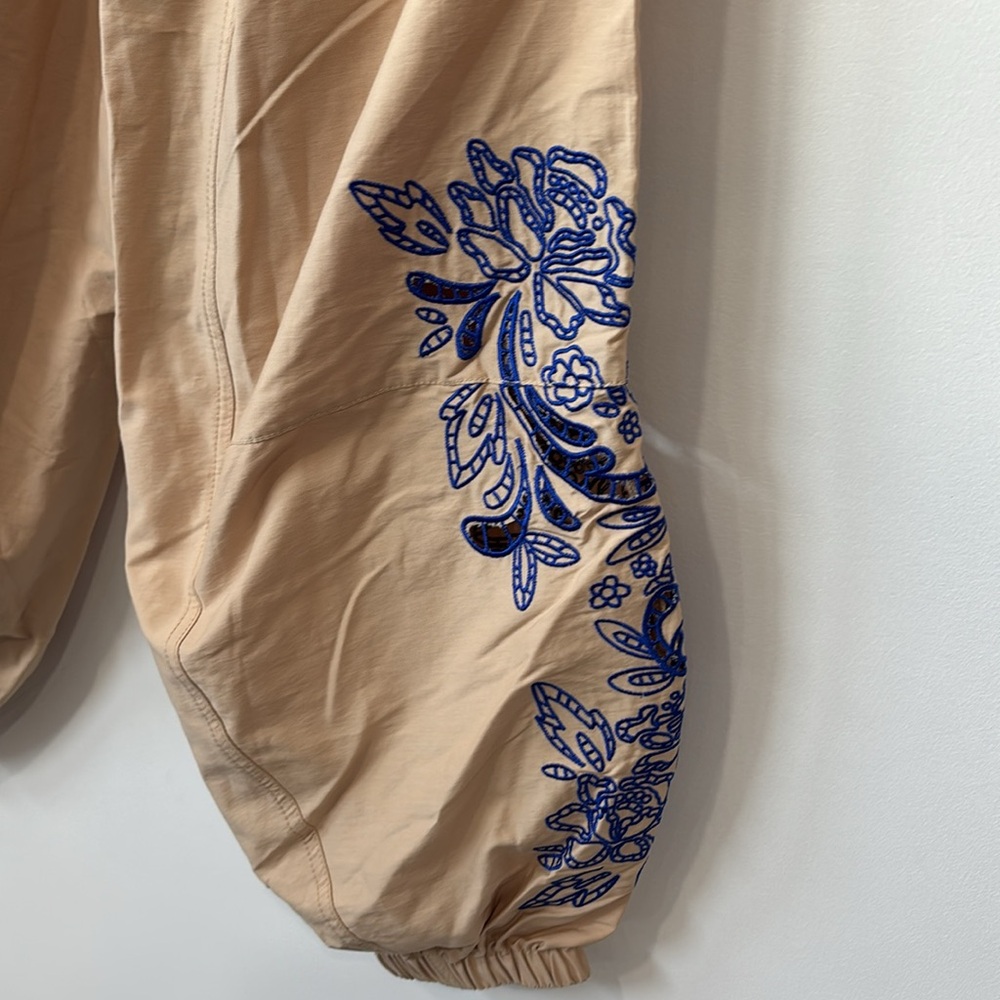 FP Movement by Free People Beige Joggers with Blue Floral Design - Picture 11 of 11